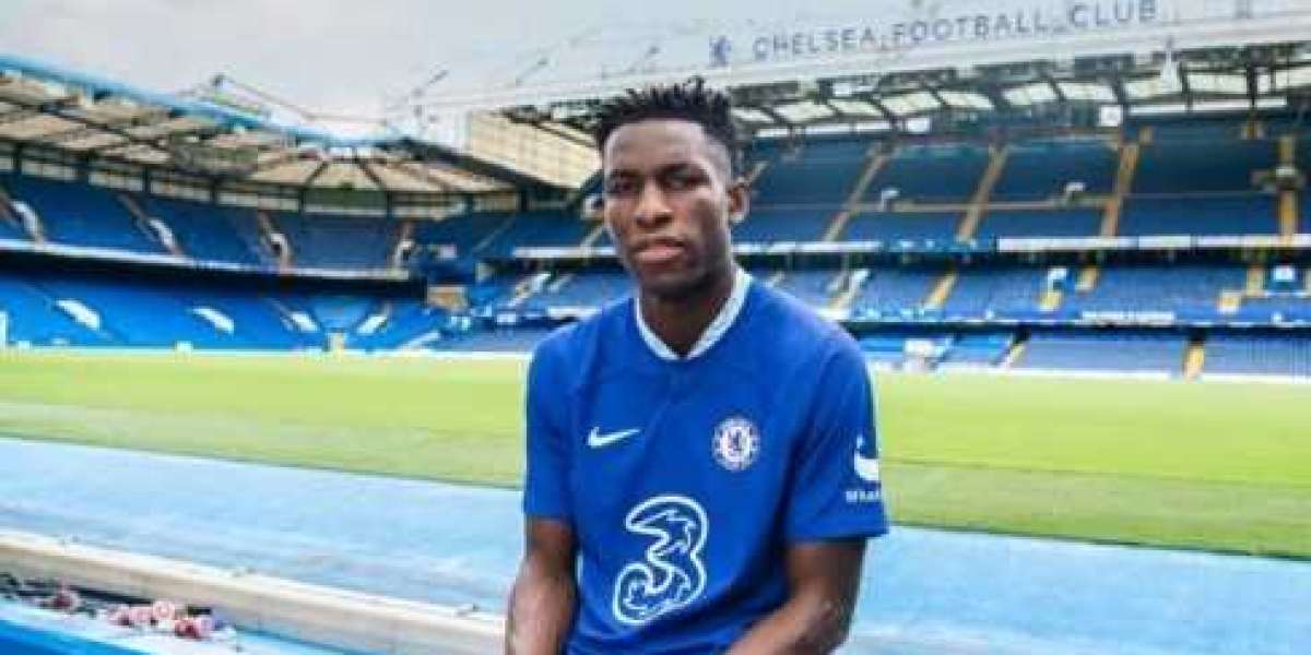 Jackson joins Chelsea Was close to Milan but Blues offer eventually won out