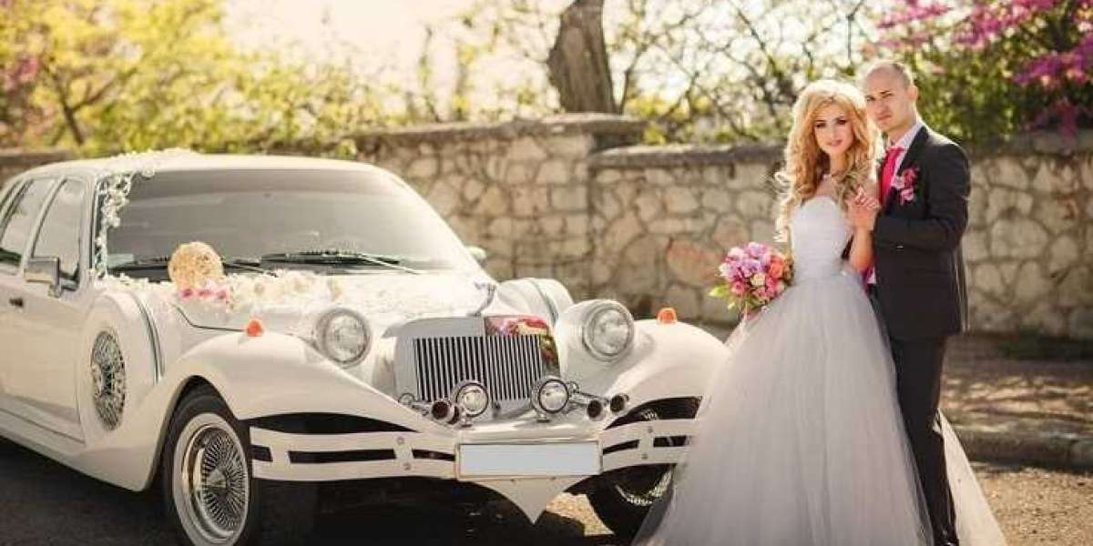 From Ceremony to Reception: Benefits of a Wedding Limo Service.